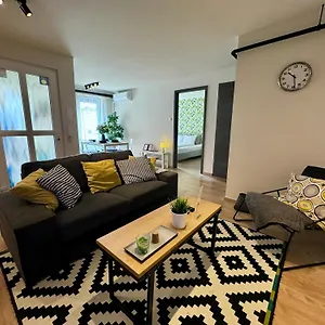 emerald-apartment.inbudapesthotels.com/